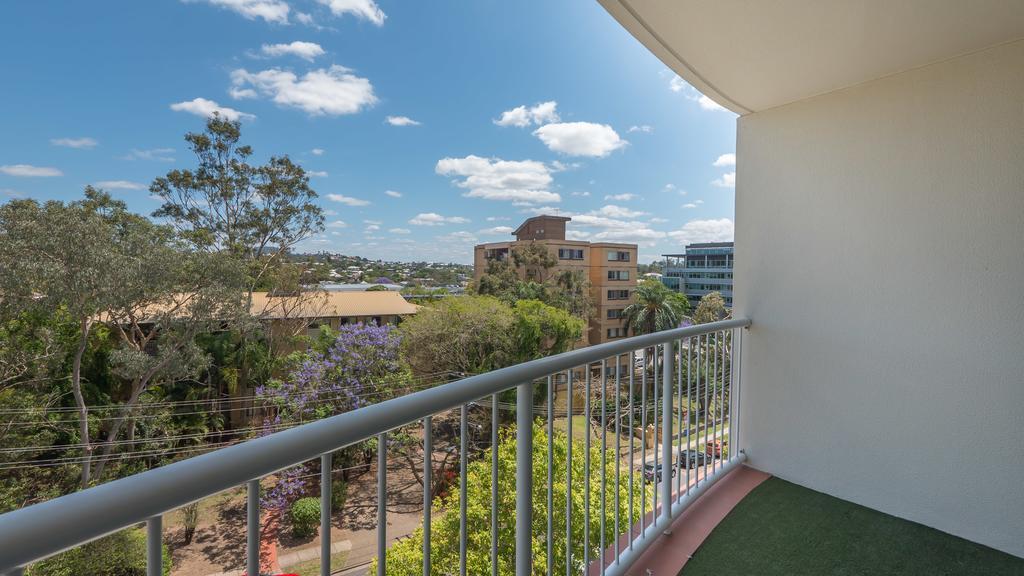 Founda Gardens Apartments Бризбейн Екстериор снимка